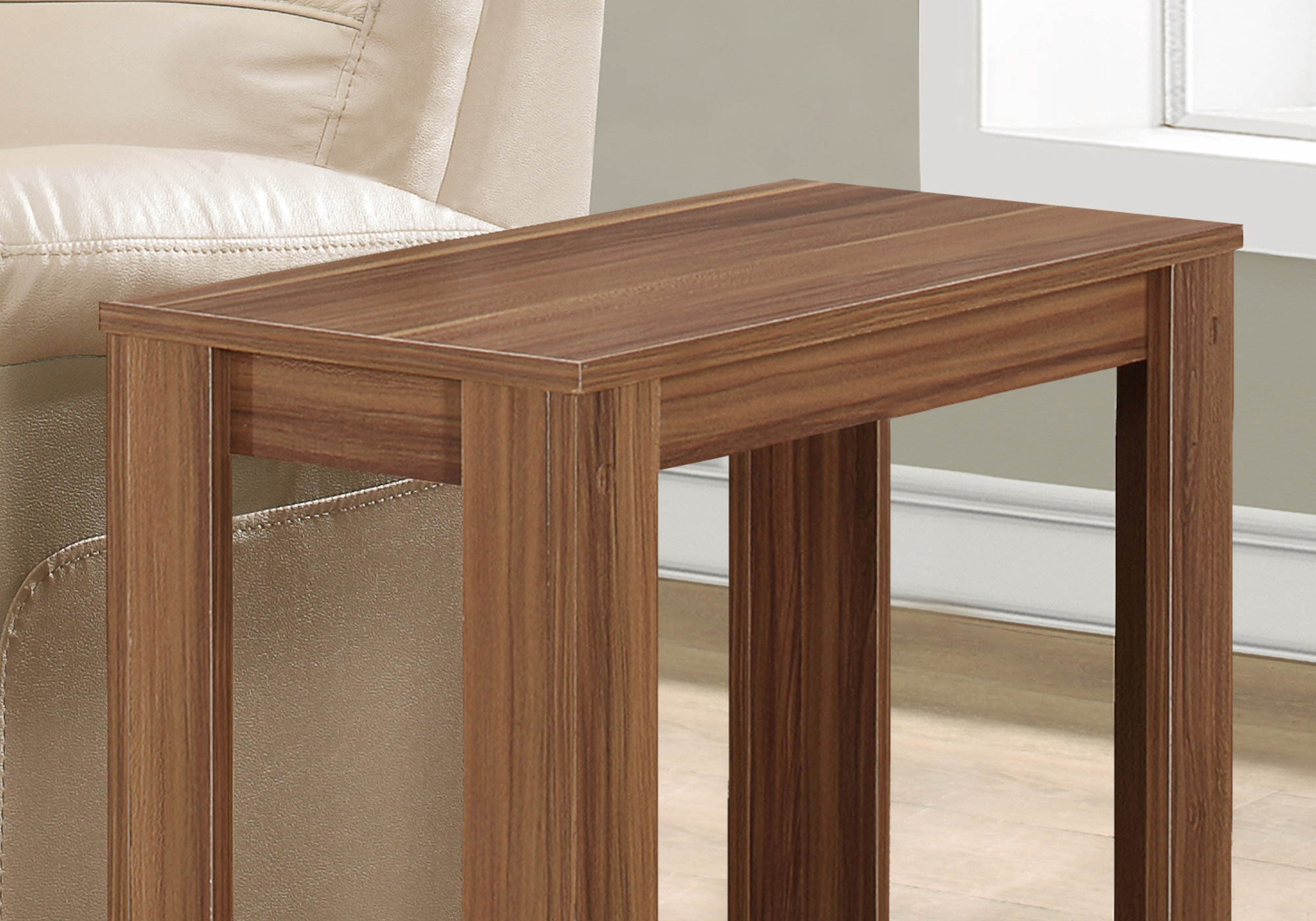 ACCENT TABLE - WALNUT